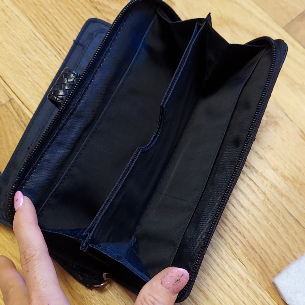 Black wallet - Picture 7 of 11